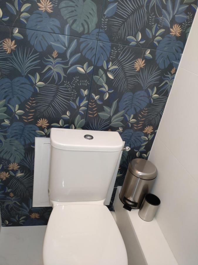 Suite Privee A Bordeaux Cauderan Bagian luar foto